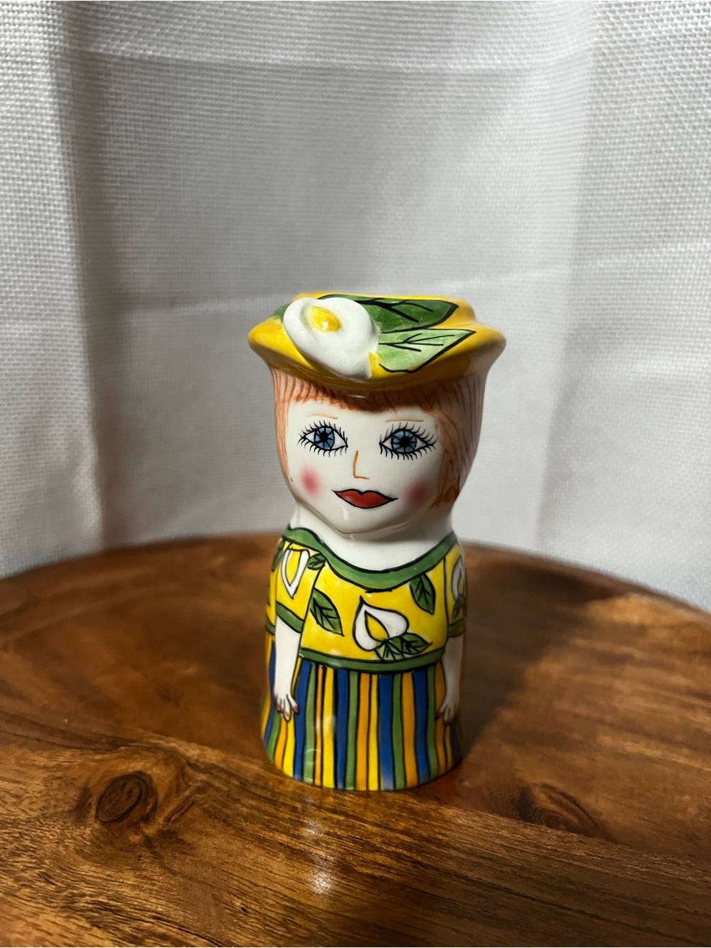 Susan Paley By Ganz Bella Casa “Lily” Magnetic Ceramic Art Flower Vase 4"